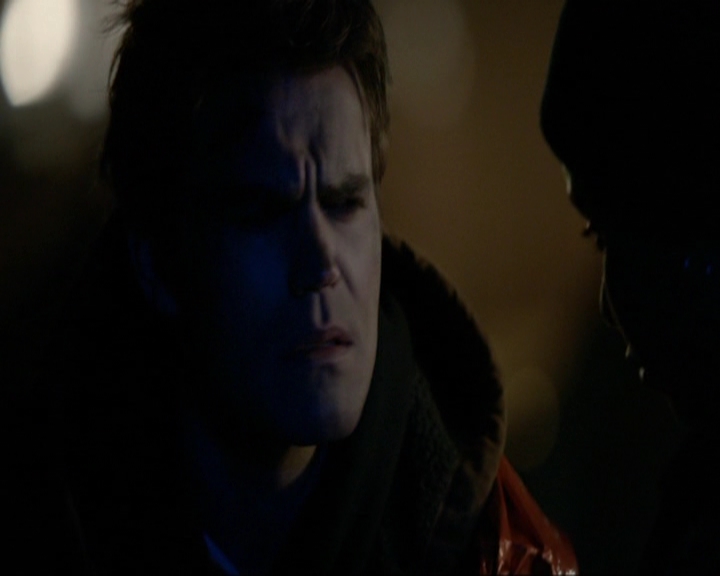 VampireDiariesWorld-dot-nl_7x17IWentToTheWoods0130.jpg