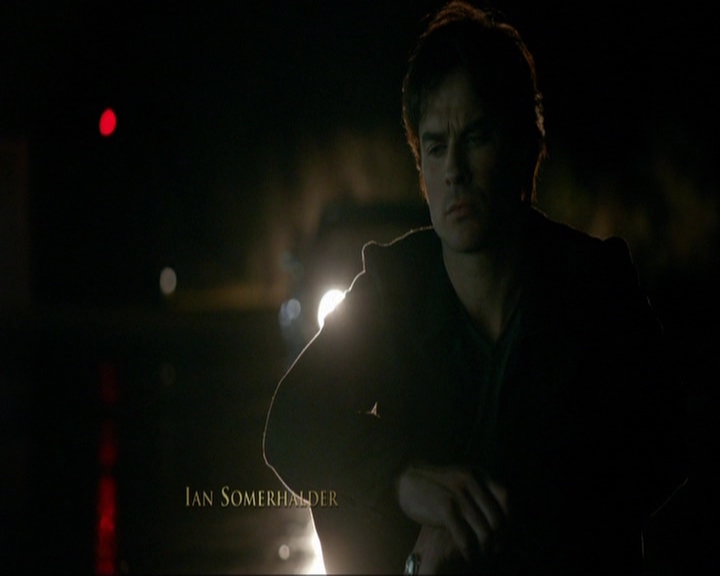 VampireDiariesWorld-dot-nl_7x17IWentToTheWoods0170.jpg