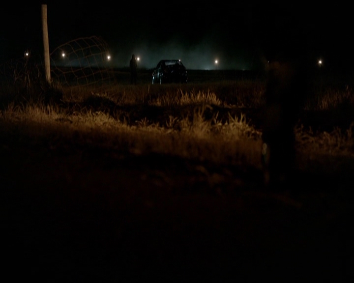 VampireDiariesWorld-dot-nl_7x17IWentToTheWoods0188.jpg