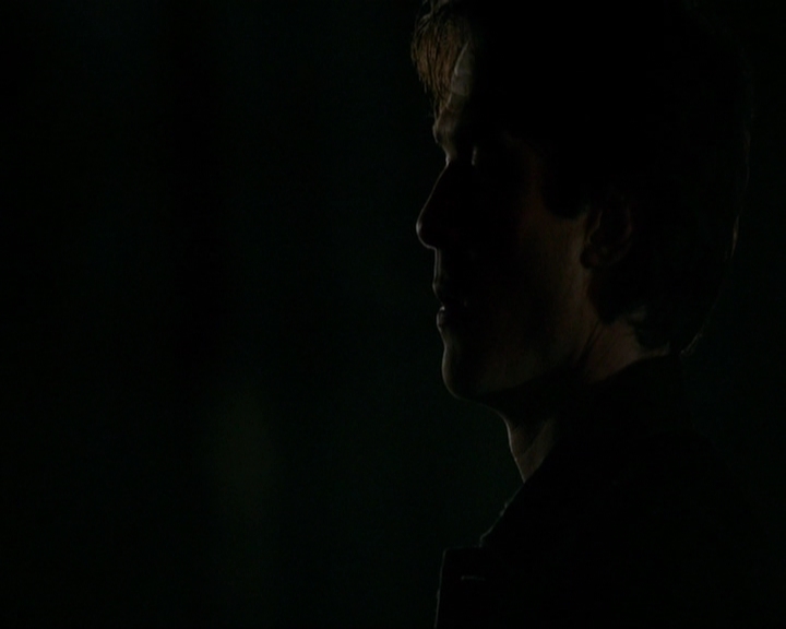 VampireDiariesWorld-dot-nl_7x17IWentToTheWoods0208.jpg