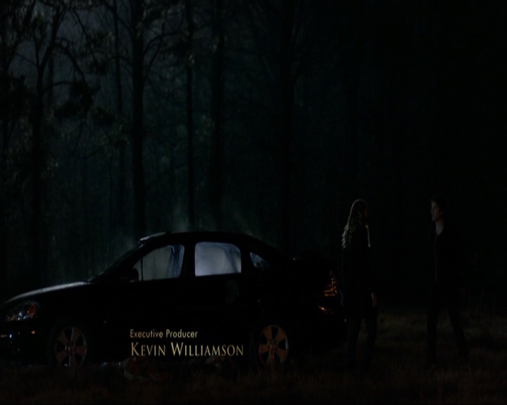 VampireDiariesWorld-dot-nl_7x17IWentToTheWoods0248.jpg