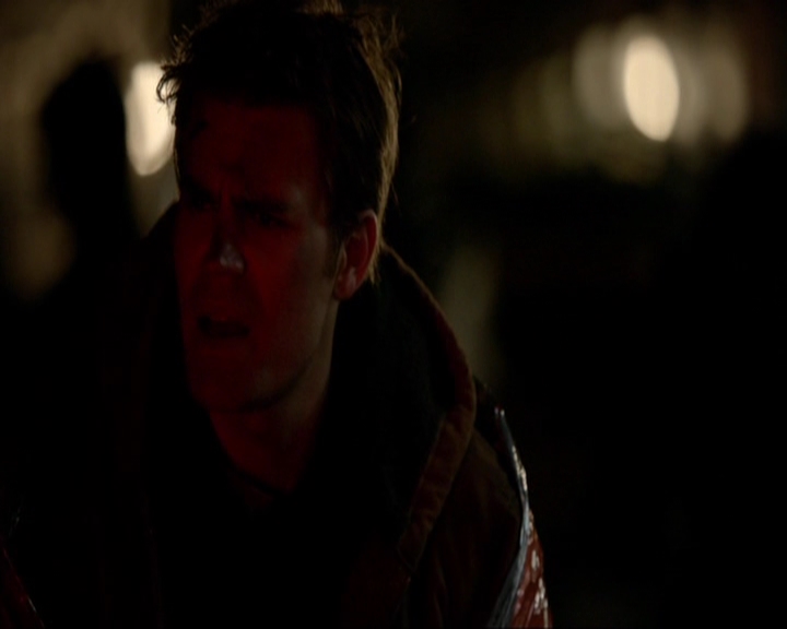 VampireDiariesWorld-dot-nl_7x17IWentToTheWoods0306.jpg