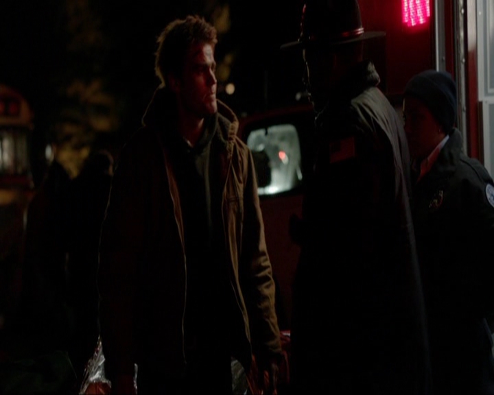 VampireDiariesWorld-dot-nl_7x17IWentToTheWoods0354.jpg