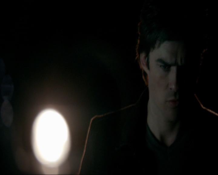 VampireDiariesWorld-dot-nl_7x17IWentToTheWoods0395.jpg