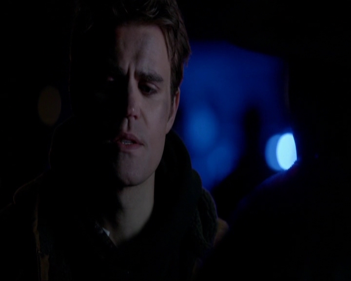 VampireDiariesWorld-dot-nl_7x17IWentToTheWoods0431.jpg