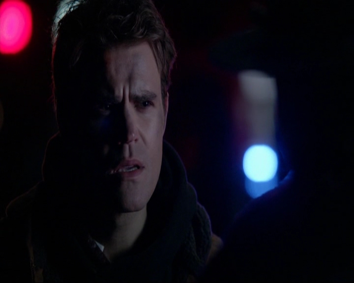 VampireDiariesWorld-dot-nl_7x17IWentToTheWoods0436.jpg