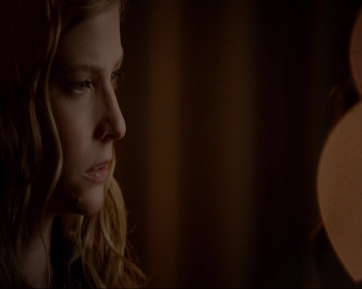 VampireDiariesWorld-dot-nl_7x17IWentToTheWoods0439.jpg