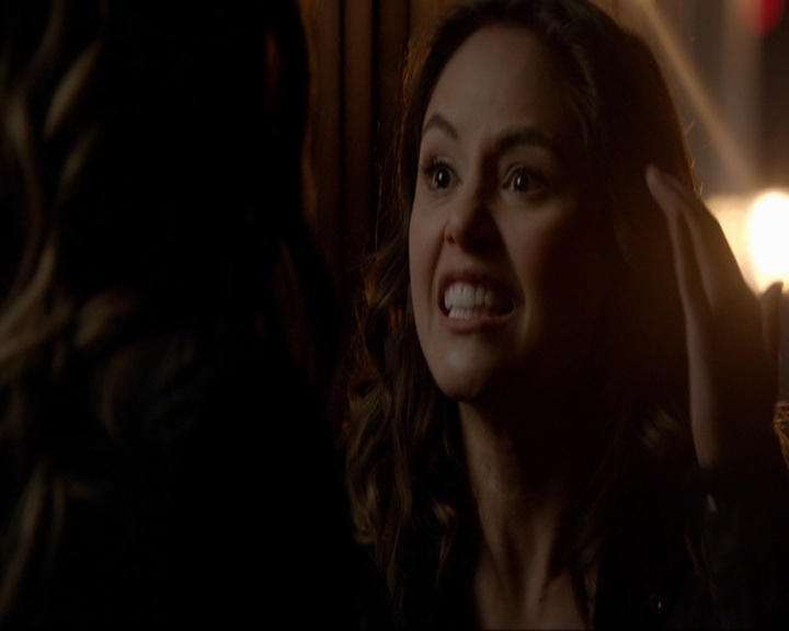 VampireDiariesWorld-dot-nl_7x17IWentToTheWoods0441.jpg