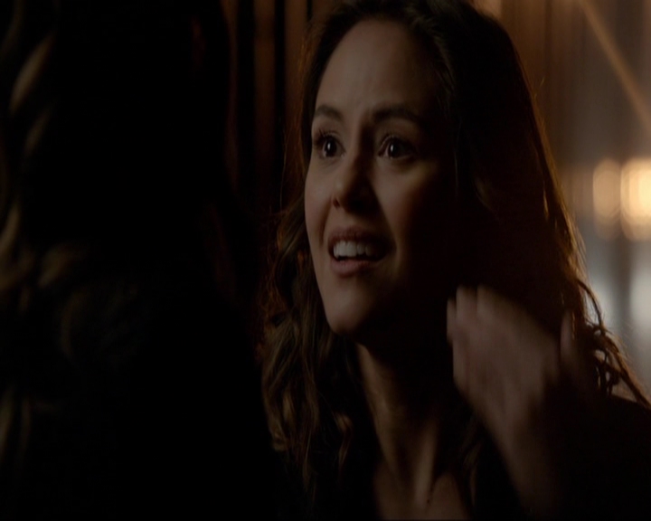 VampireDiariesWorld-dot-nl_7x17IWentToTheWoods0443.jpg