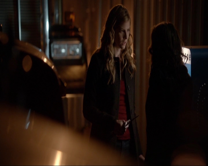 VampireDiariesWorld-dot-nl_7x17IWentToTheWoods0470.jpg