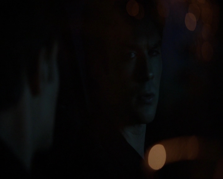 VampireDiariesWorld-dot-nl_7x17IWentToTheWoods0486.jpg