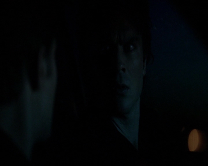 VampireDiariesWorld-dot-nl_7x17IWentToTheWoods0487.jpg