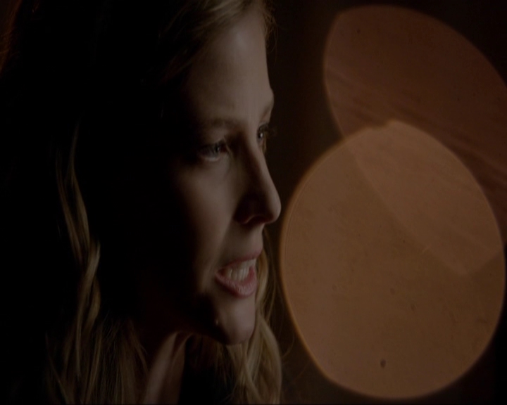 VampireDiariesWorld-dot-nl_7x17IWentToTheWoods0498.jpg