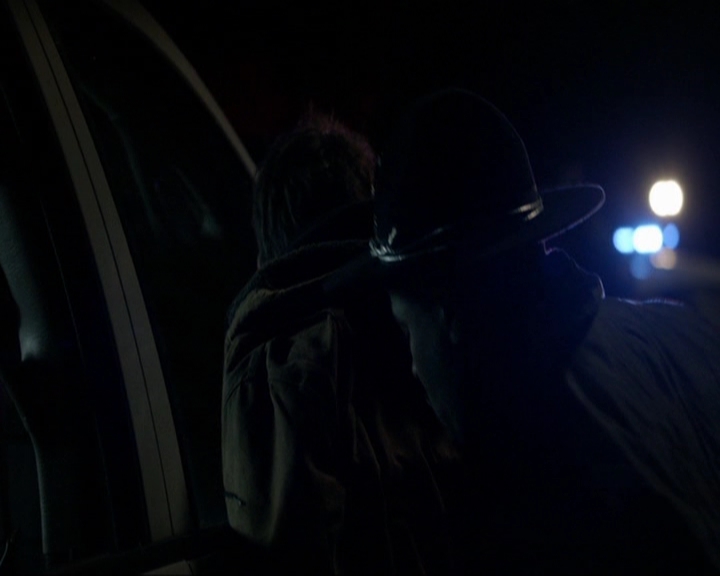 VampireDiariesWorld-dot-nl_7x17IWentToTheWoods0504.jpg