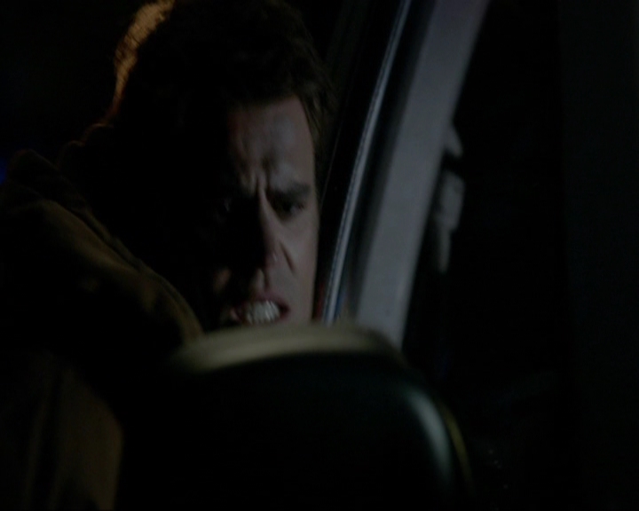 VampireDiariesWorld-dot-nl_7x17IWentToTheWoods0508.jpg