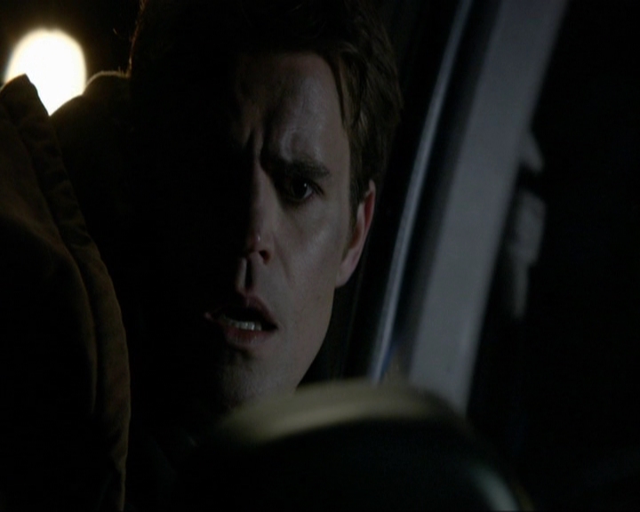 VampireDiariesWorld-dot-nl_7x17IWentToTheWoods0514.jpg