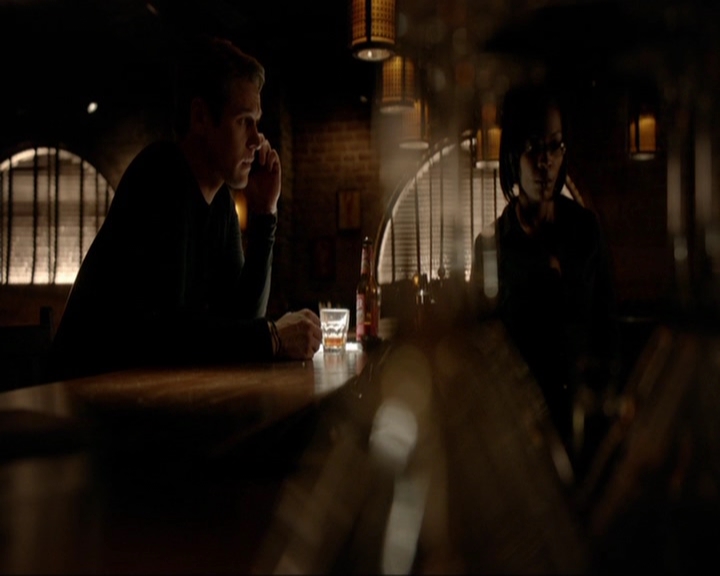 VampireDiariesWorld-dot-nl_7x17IWentToTheWoods0553.jpg