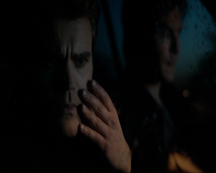 VampireDiariesWorld-dot-nl_7x17IWentToTheWoods0691.jpg