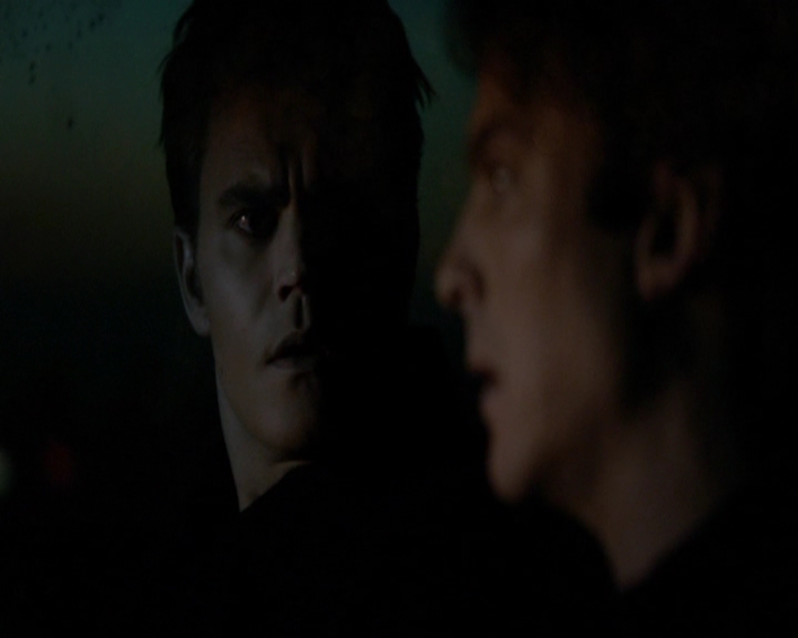 VampireDiariesWorld-dot-nl_7x17IWentToTheWoods0703.jpg