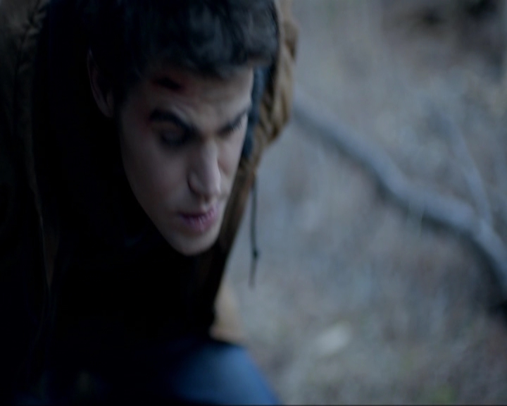 VampireDiariesWorld-dot-nl_7x17IWentToTheWoods0727.jpg