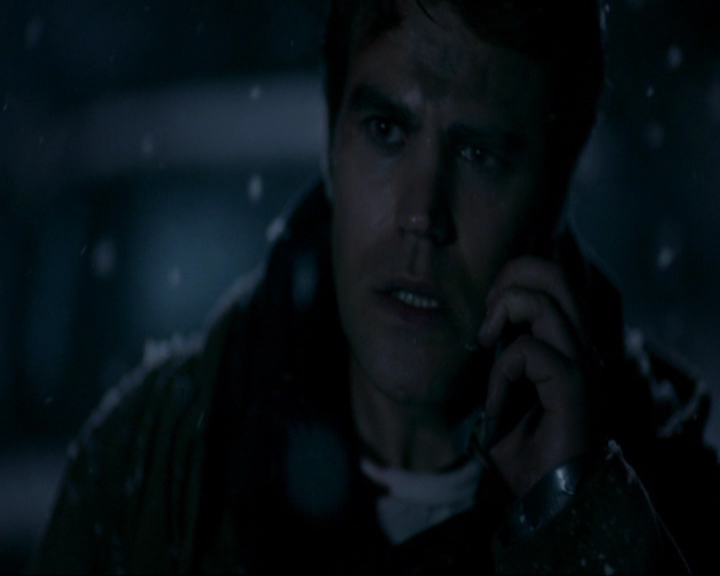 VampireDiariesWorld-dot-nl_7x17IWentToTheWoods1915.jpg