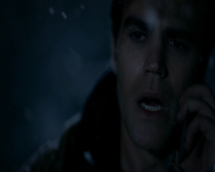 VampireDiariesWorld-dot-nl_7x17IWentToTheWoods1938.jpg