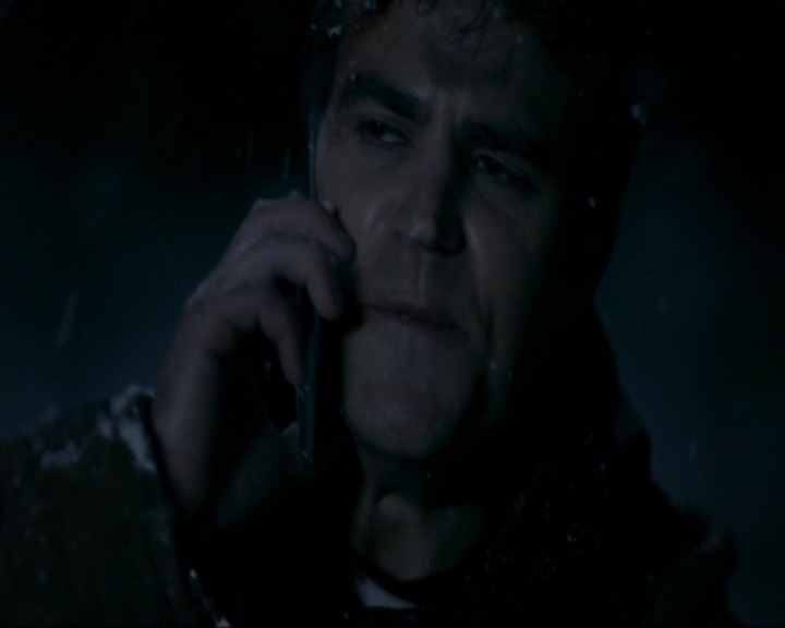 VampireDiariesWorld-dot-nl_7x17IWentToTheWoods2050.jpg