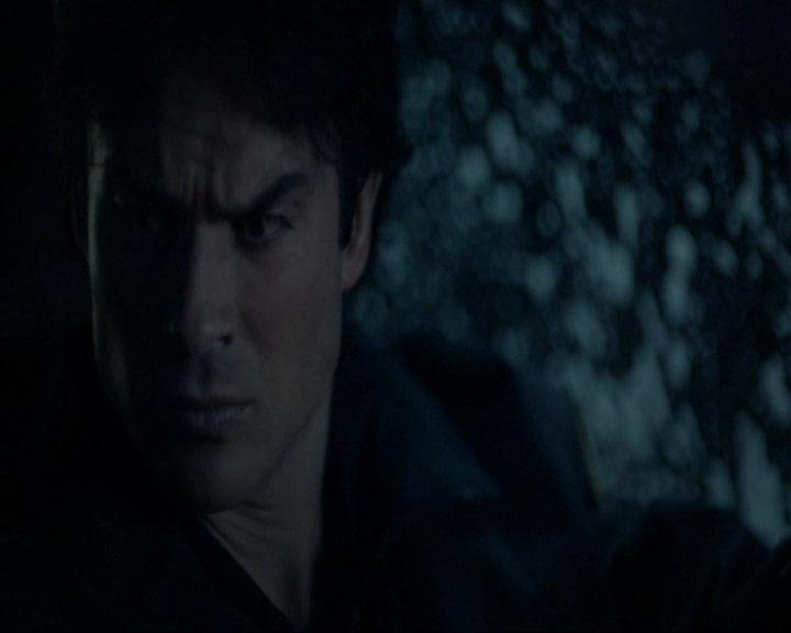 VampireDiariesWorld-dot-nl_7x17IWentToTheWoods2161.jpg