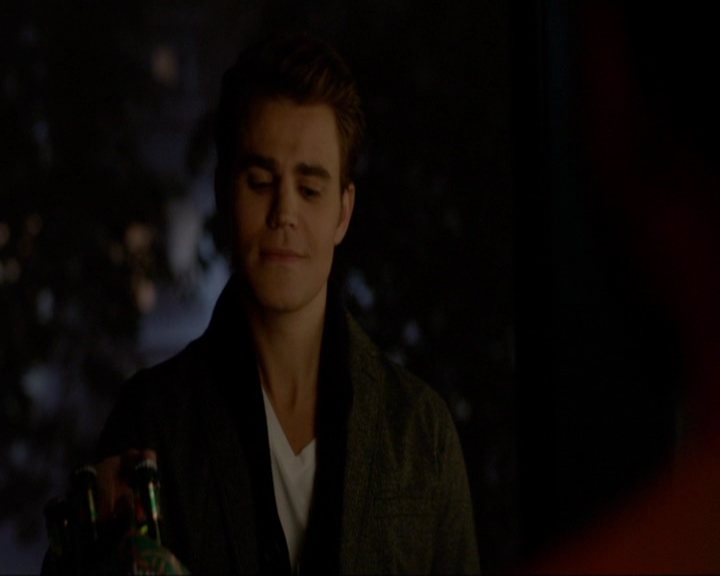 VampireDiariesWorld-dot-nl_7x17IWentToTheWoods2239.jpg