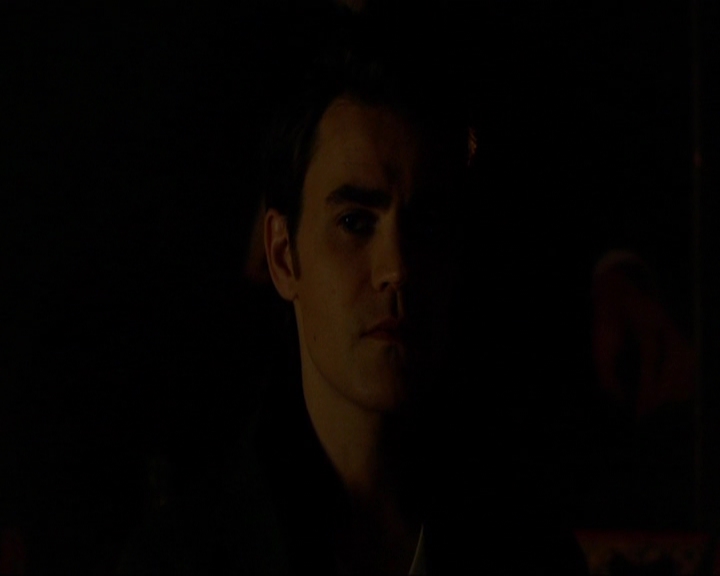 VampireDiariesWorld-dot-nl_7x17IWentToTheWoods2257.jpg