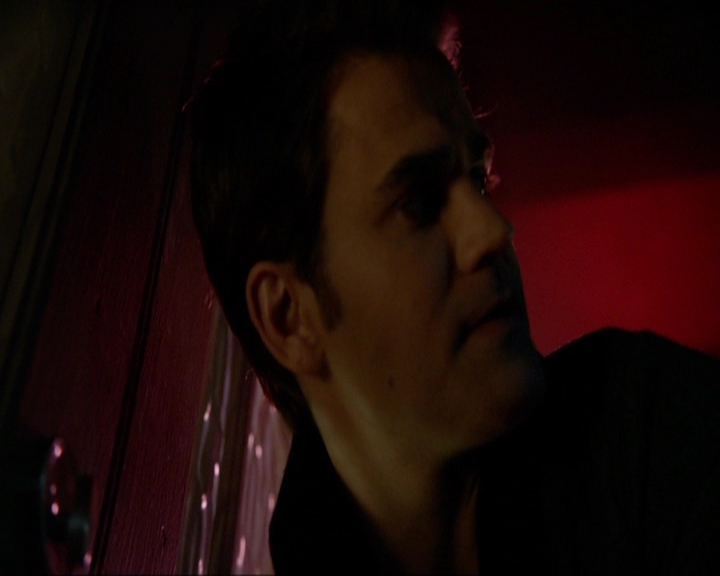 VampireDiariesWorld-dot-nl_7x17IWentToTheWoods2263.jpg