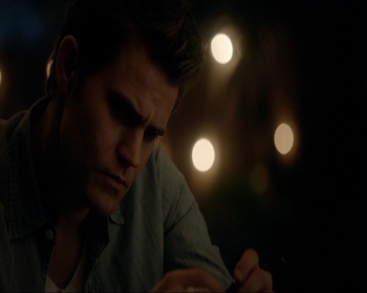 VampireDiariesWorld-dot-nl_7x18OnWayOrAnother0336.jpg