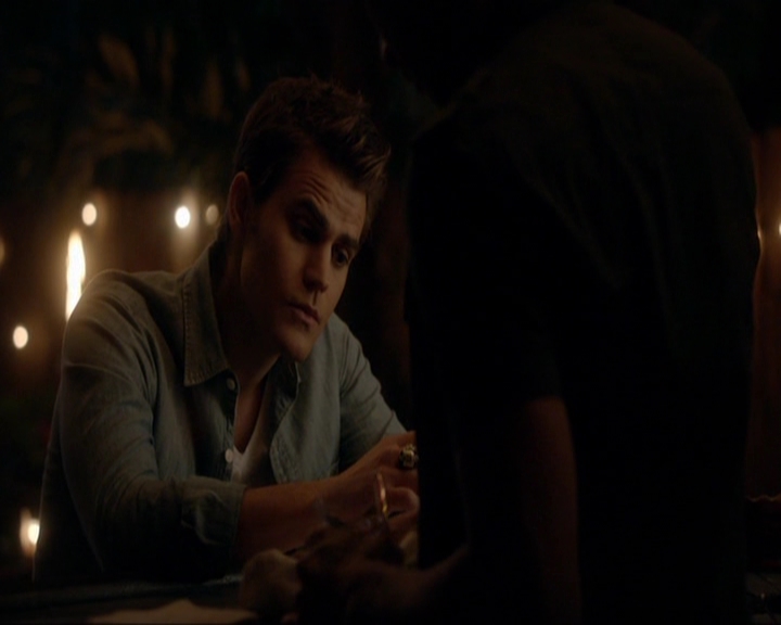 VampireDiariesWorld-dot-nl_7x18OnWayOrAnother0343.jpg