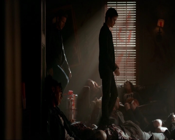 VampireDiariesWorld-dot-nl_7x18OnWayOrAnother1077.jpg