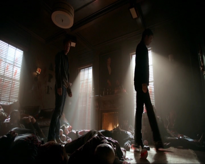 VampireDiariesWorld-dot-nl_7x18OnWayOrAnother1081.jpg