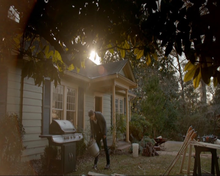 VampireDiariesWorld-dot-nl_7x18OnWayOrAnother1377.jpg