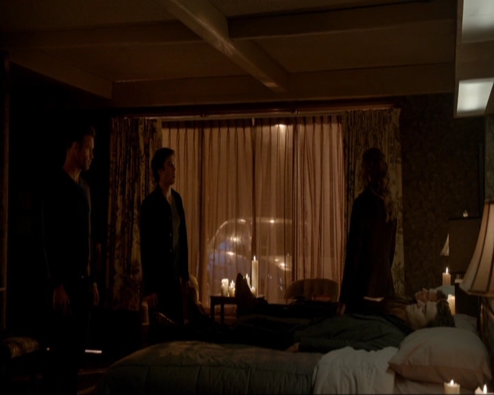 VampireDiariesWorld-dot-nl_7x18OnWayOrAnother1553.jpg