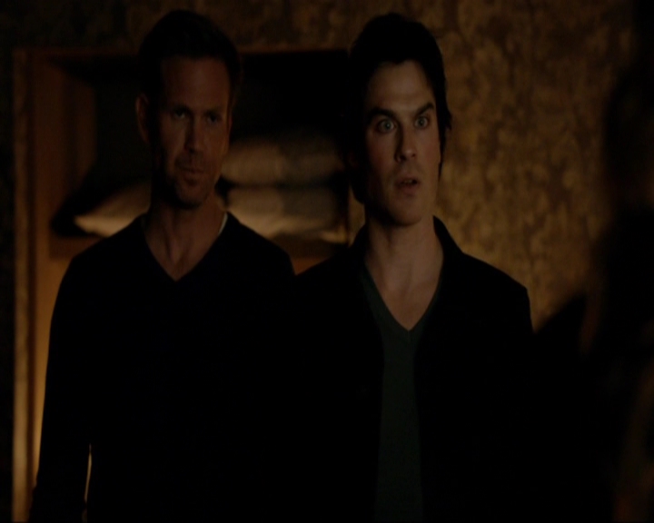 VampireDiariesWorld-dot-nl_7x18OnWayOrAnother1554.jpg