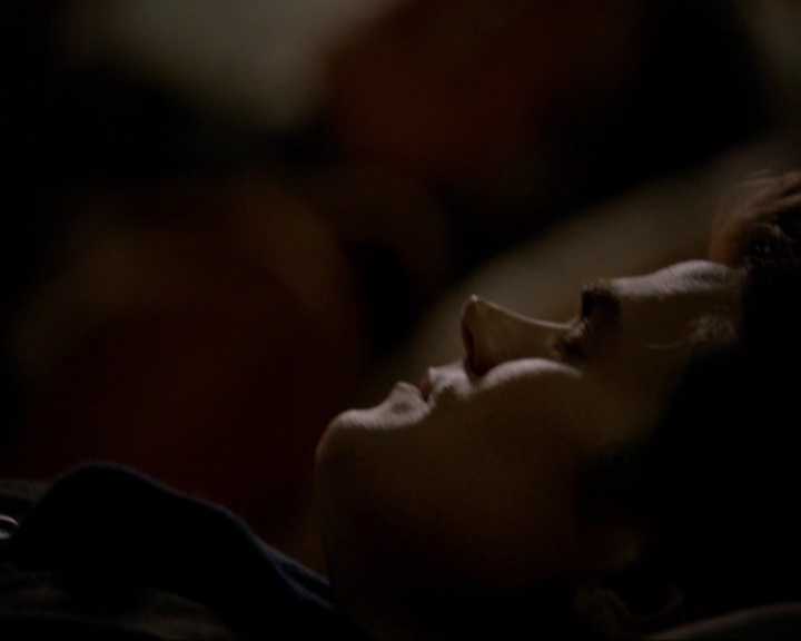 VampireDiariesWorld-dot-nl_7x18OnWayOrAnother1573.jpg