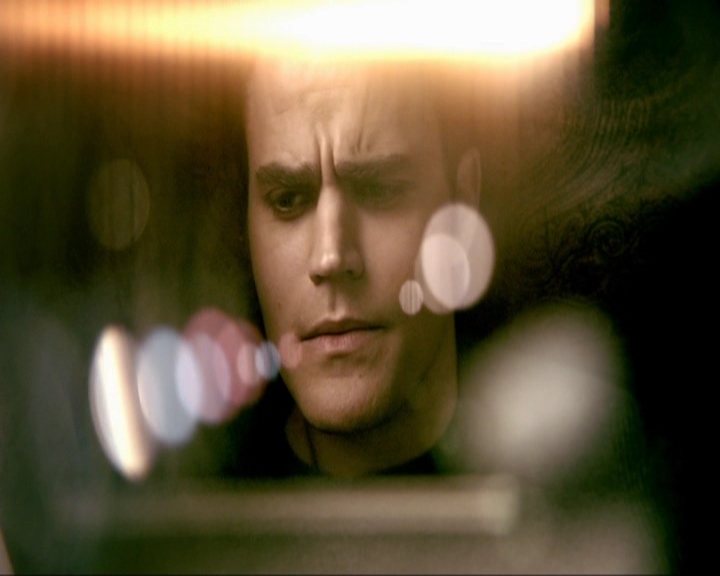 VampireDiariesWorld-dot-nl_7x18OnWayOrAnother1593.jpg