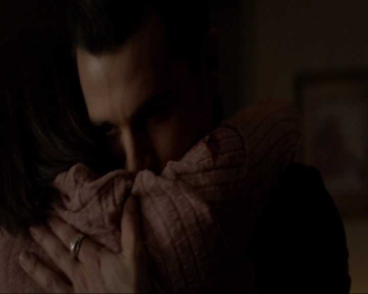 VampireDiariesWorld-dot-nl_7x18OnWayOrAnother2125.jpg