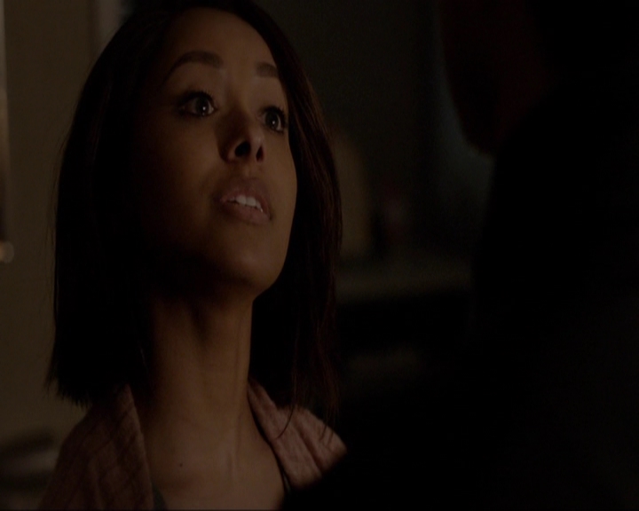 VampireDiariesWorld-dot-nl_7x18OnWayOrAnother2157.jpg