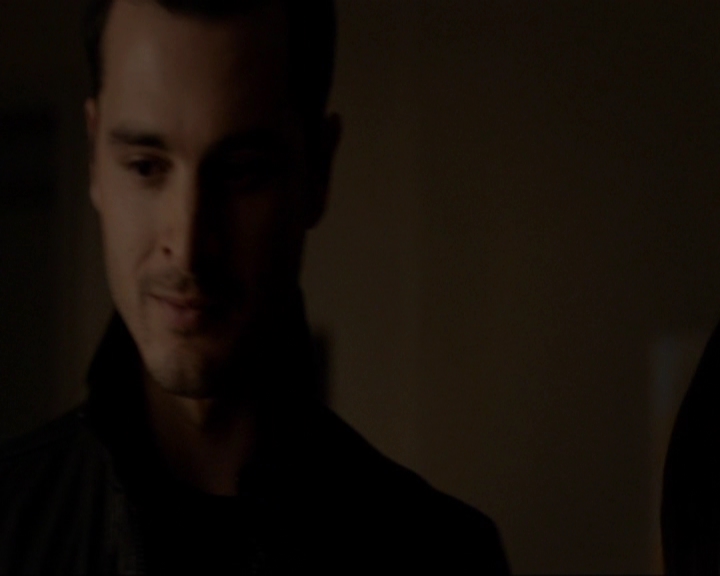 VampireDiariesWorld-dot-nl_7x18OnWayOrAnother2165.jpg