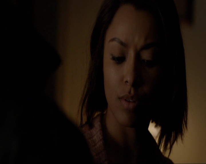 VampireDiariesWorld-dot-nl_7x18OnWayOrAnother2170.jpg