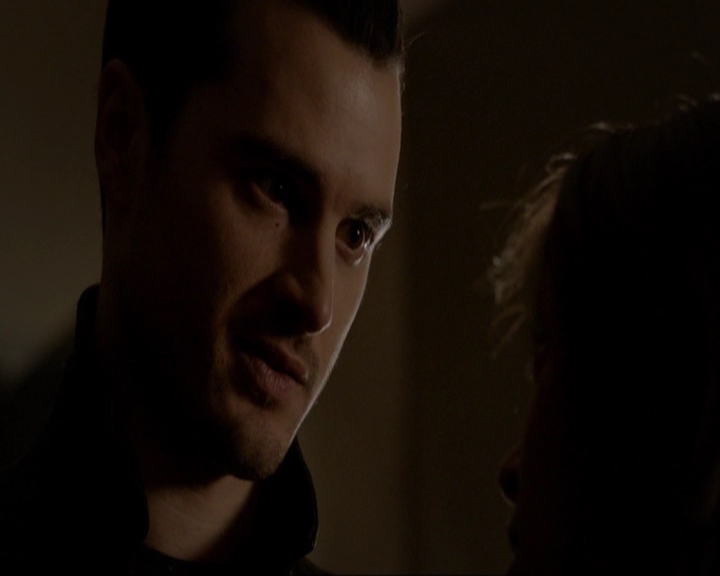 VampireDiariesWorld-dot-nl_7x18OnWayOrAnother2177.jpg