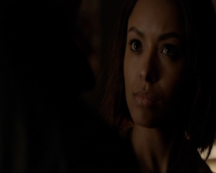 VampireDiariesWorld-dot-nl_7x18OnWayOrAnother2187.jpg