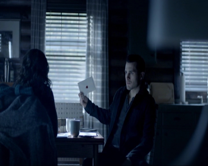 VampireDiariesWorld-dot-nl_7x19SomebodyThatIUsedtoKnow0684.jpg