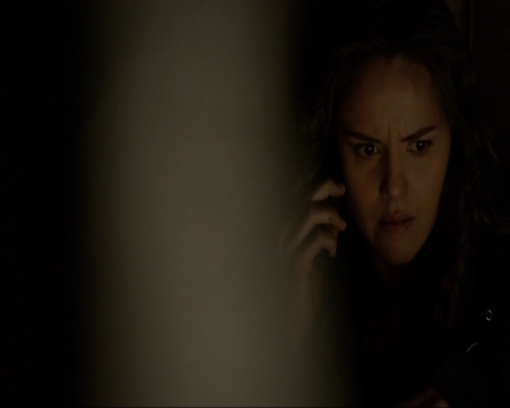 VampireDiariesWorld-dot-nl_7x19SomebodyThatIUsedtoKnow0810.jpg