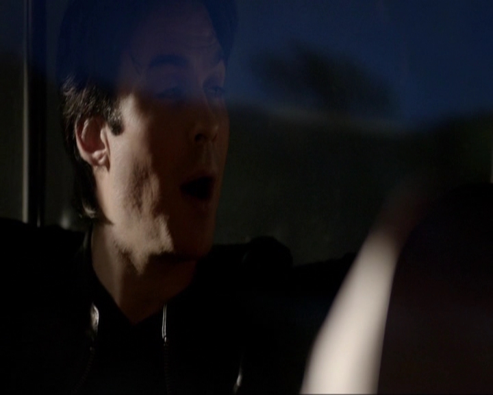 VampireDiariesWorld-dot-nl_7x19SomebodyThatIUsedtoKnow0840.jpg