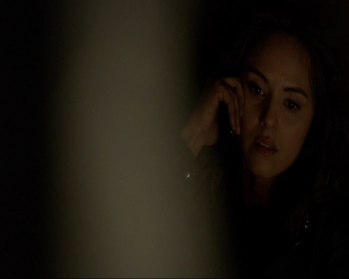 VampireDiariesWorld-dot-nl_7x19SomebodyThatIUsedtoKnow0870.jpg